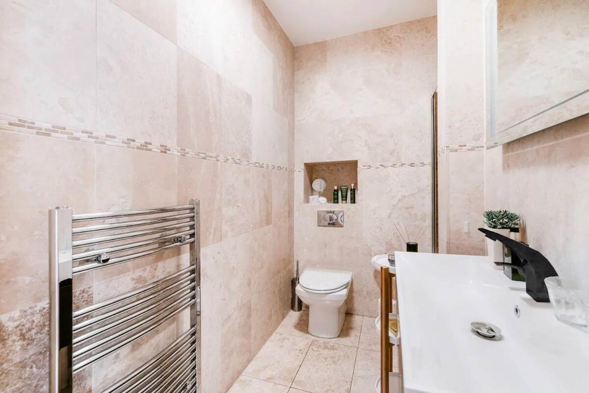 Apartamento Awesome Leicester Sq! Fashion Flat For Theatre Families And Happy Friends Londres Exterior foto